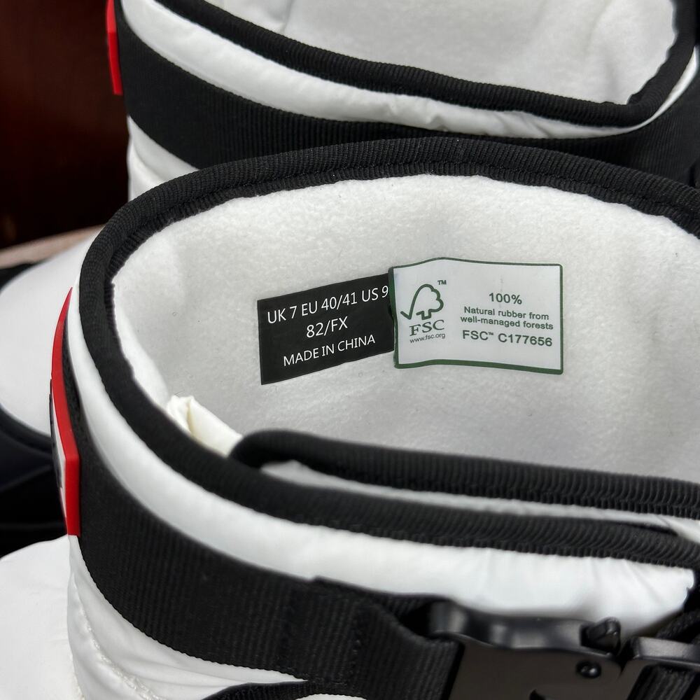 Hunter Short Buckle Intrepid Womens Snow Boots Size 9 White Black Short Winter - Picture 5 of 16